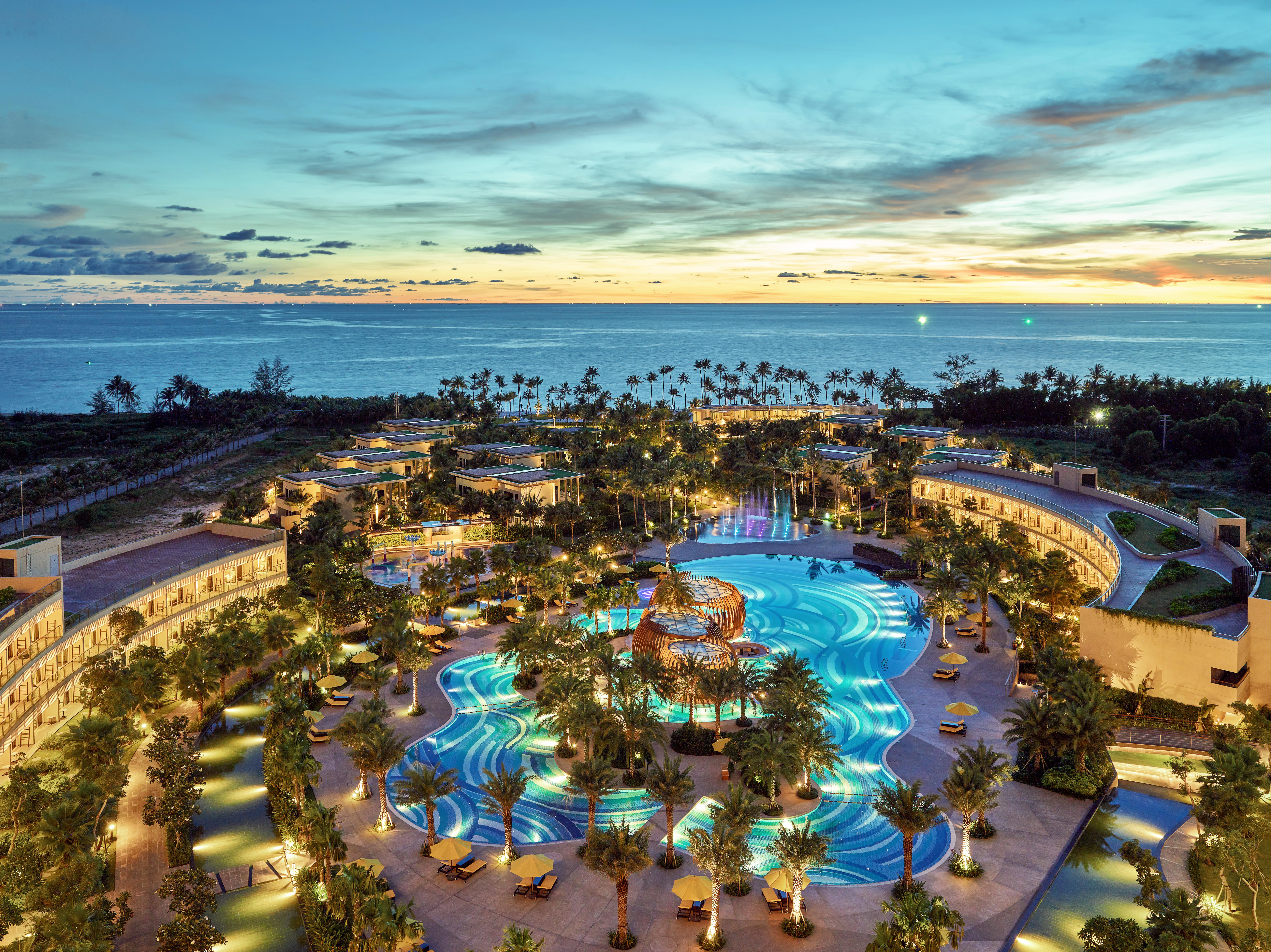 Pullman Phu Quoc Beach Resort   6